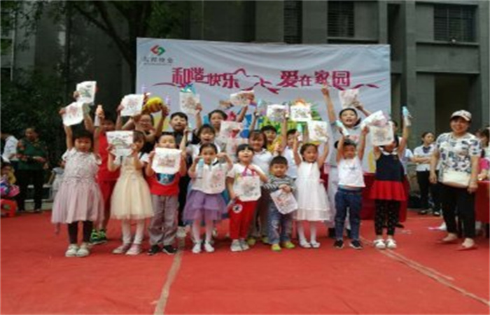 歡樂(lè)六一  濃情端午
