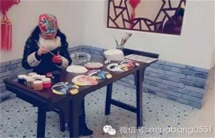 來(lái)名邦廣場(chǎng)，看最炫民俗風(fēng)咯
