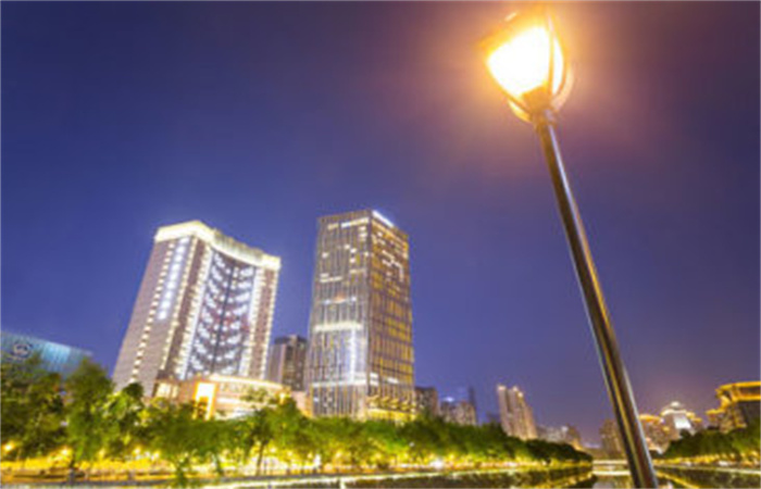 “最具投資價(jià)值美食街區(qū)”花落 名邦廣場?肥西金街——記2012中國合肥餐飲（酒店）星光獎(jiǎng)評選及頒獎(jiǎng)盛典
