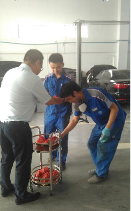 關(guān)愛入心田